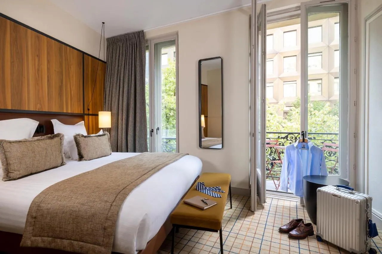Toujours & 4* Parigi