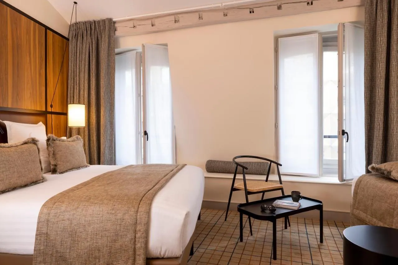 Toujours & 4* Parigi